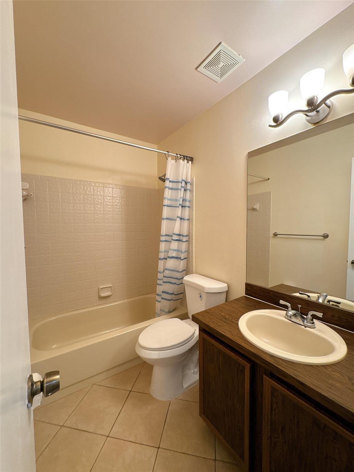 Maplewood townhome - Residential Lease