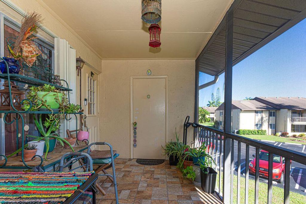 Photo of 308 Pine Ridge Circle #D-2, Greenacres, FL 33463 (MLS # R11123547)