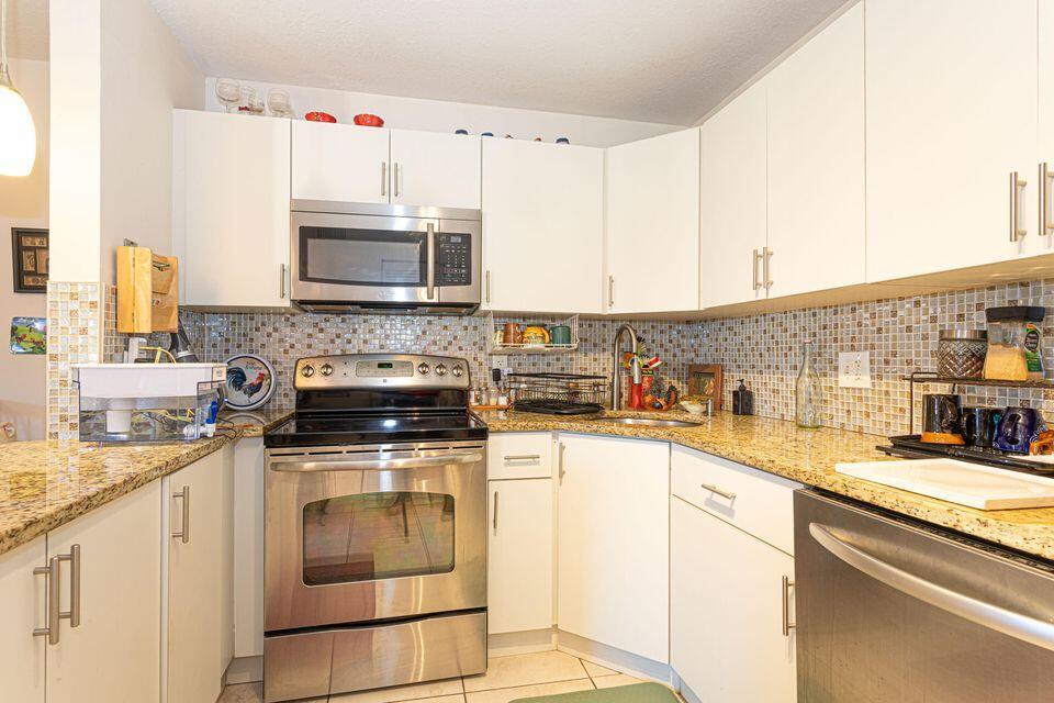 PINE RIDGE III CONDO - Residential