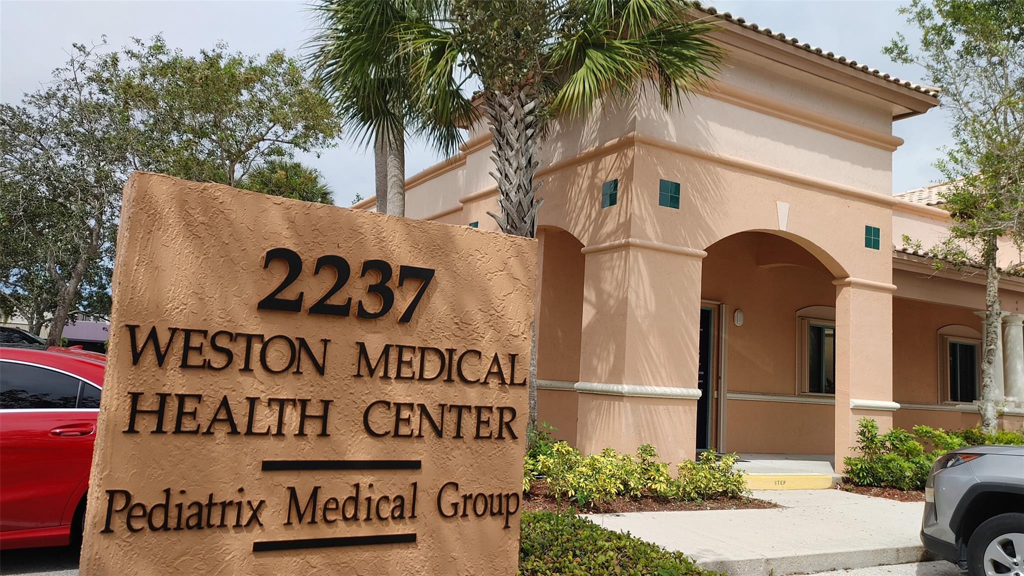 Rarely available medical office located in the Commerce Lakes Professional Campus in Weston.
1,933 sqft ground floor corner 2nd generation medical space.
3 Exam rooms with plumbing.
2 Private offices
Open Lab Area
Large reception and checkin/checkout
Break room
2 Bathrooms
Well maintained medical campus just 1 mile to Cleveland clinic and 0.5 miles to the I-75.