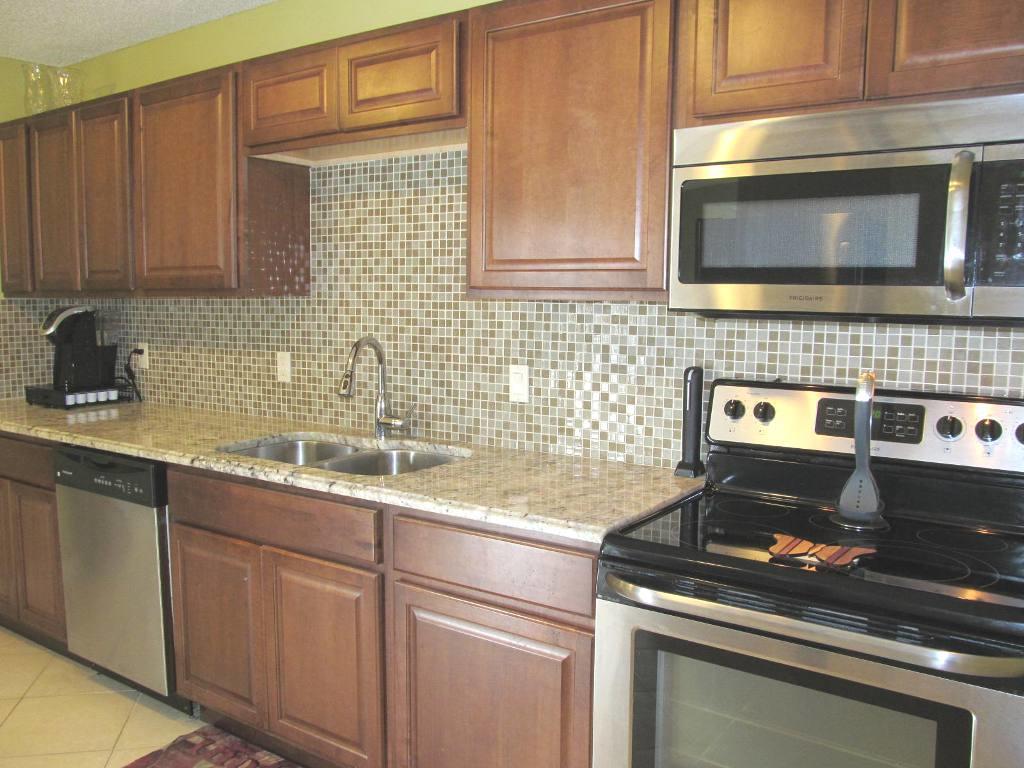 COUNTRYWOOD 4 - Residential