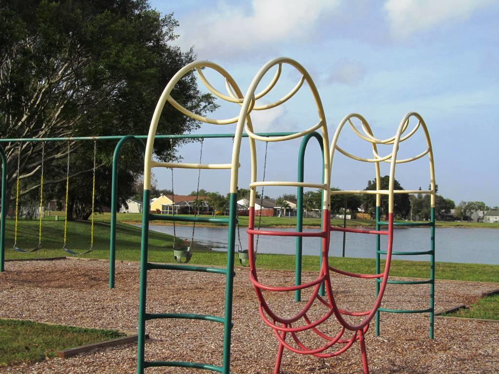 COUNTRYWOOD 4 - Residential