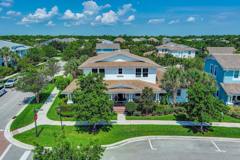 Photo of 1163 N Prescott Drive, Jupiter, FL 33458 (MLS # R10994106)