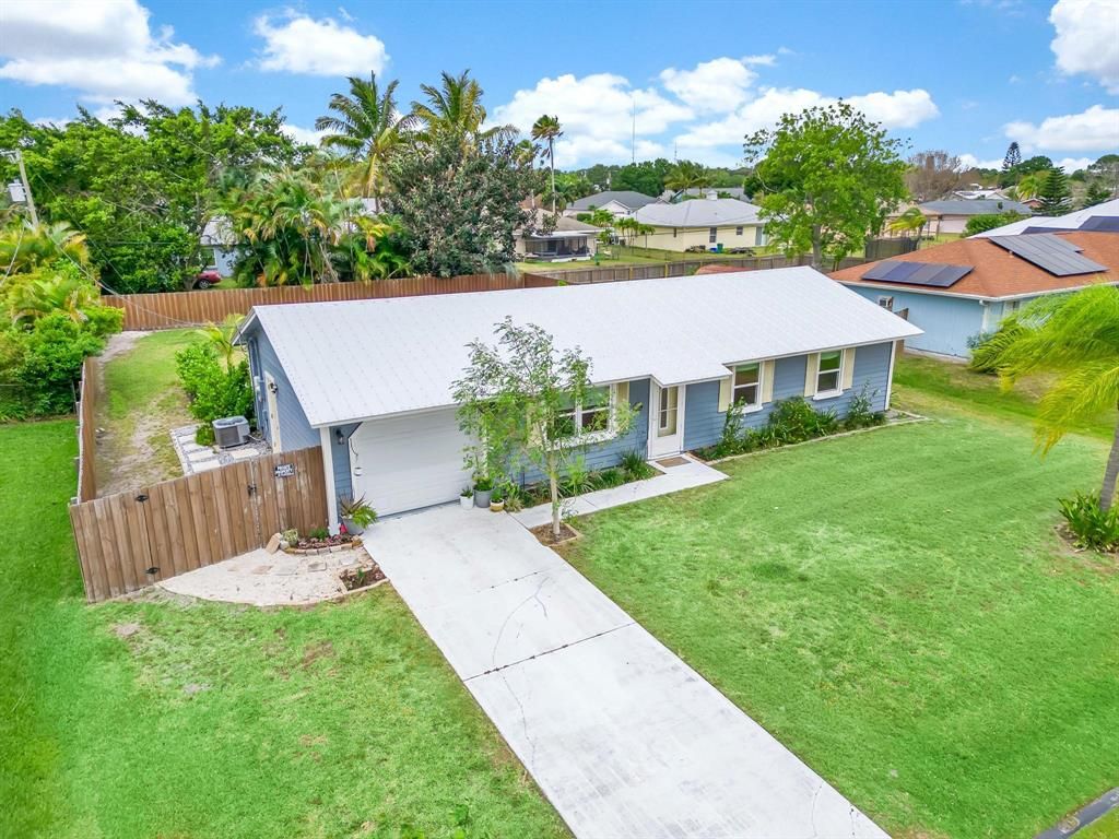 Photo of 2538 SE Burton Street, Port St Lucie, FL 34952 (MLS # R10880515)