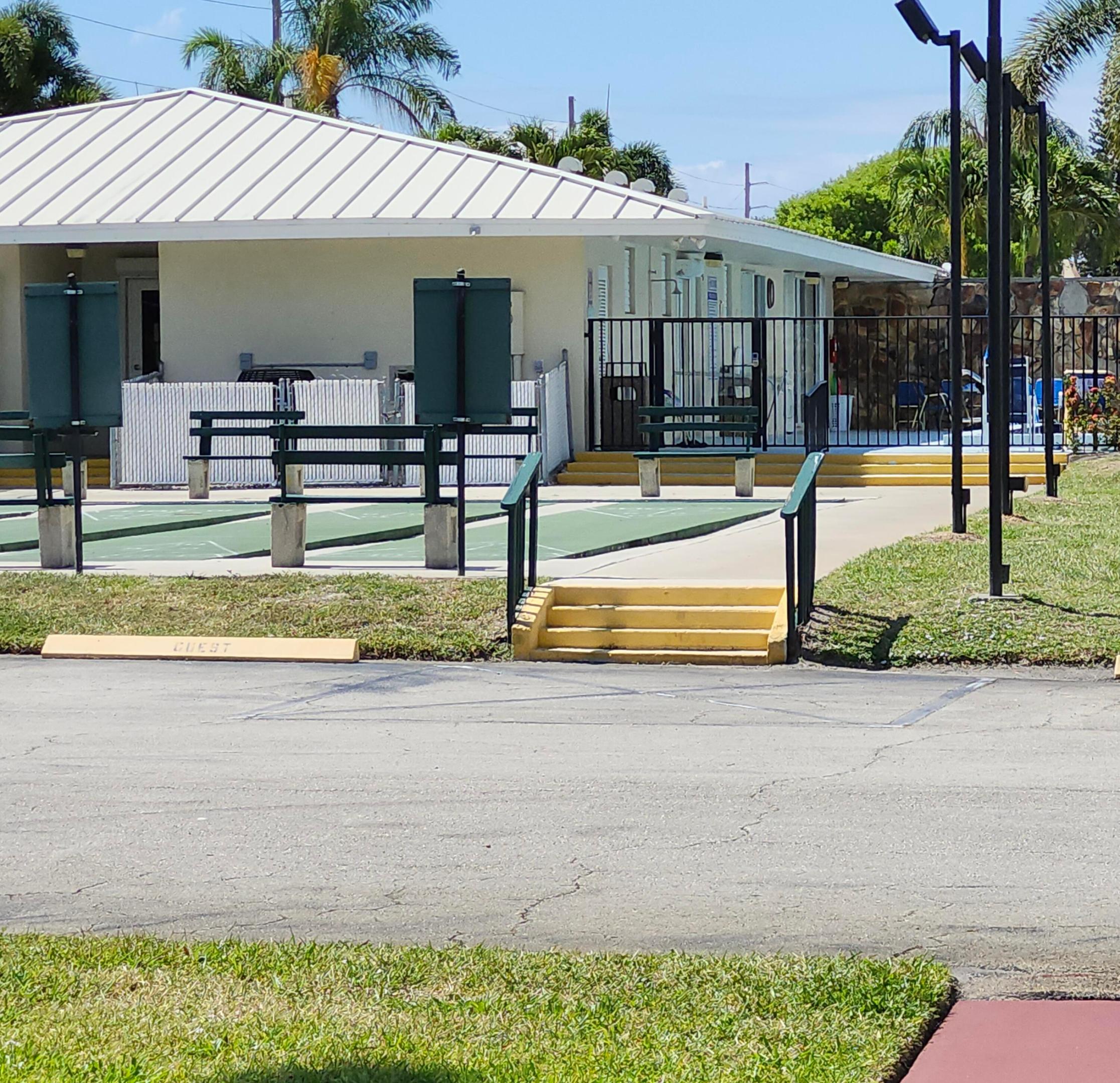 PINE POINT VILLAS CONDO - Residential Lease