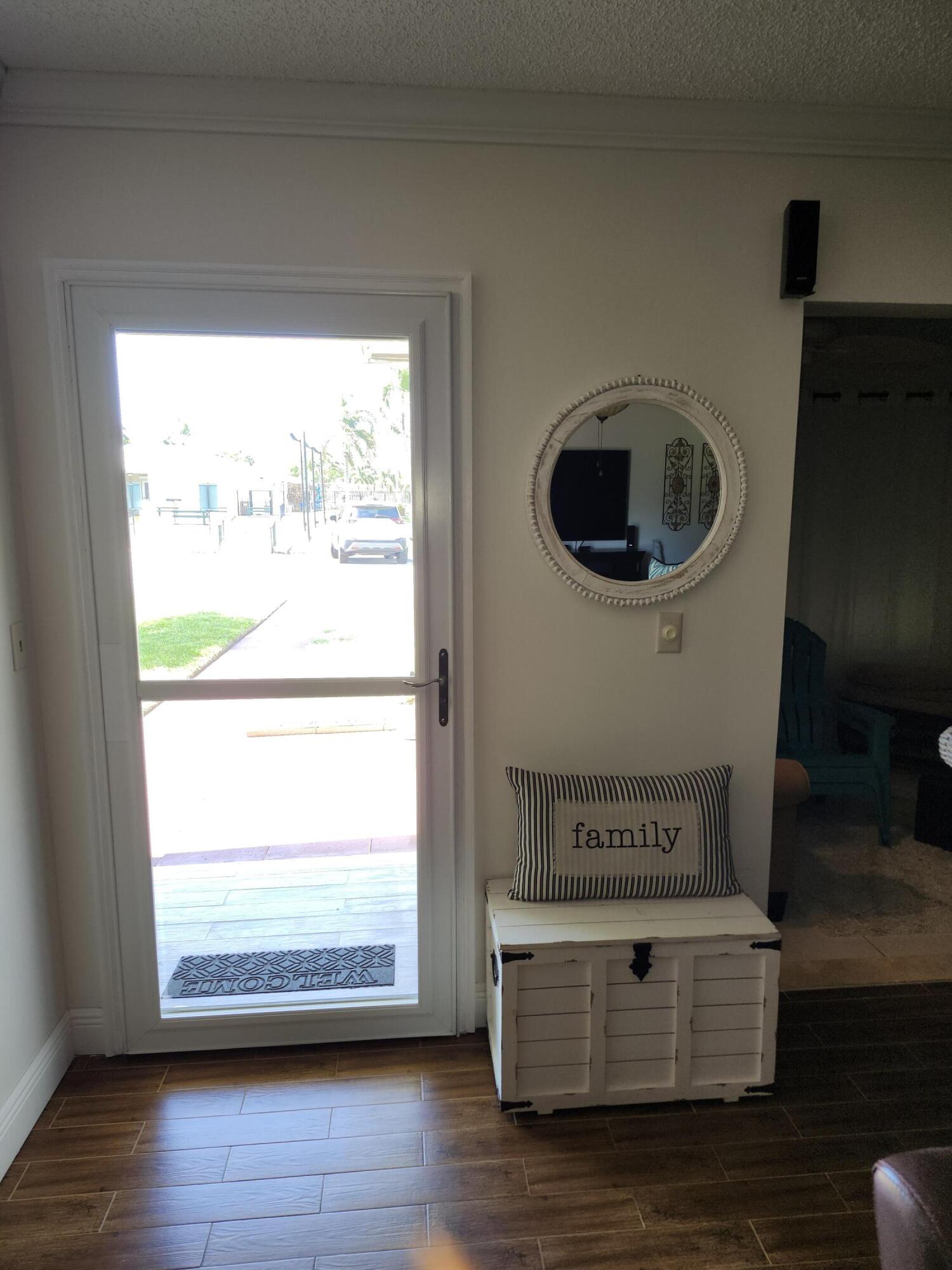PINE POINT VILLAS CONDO - Residential Lease