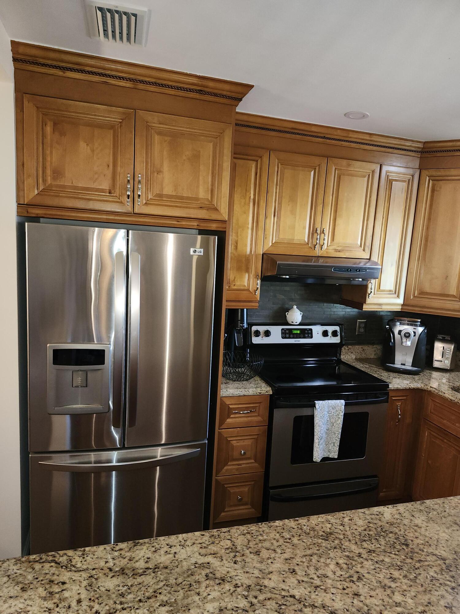 PINE POINT VILLAS CONDO - Residential Lease