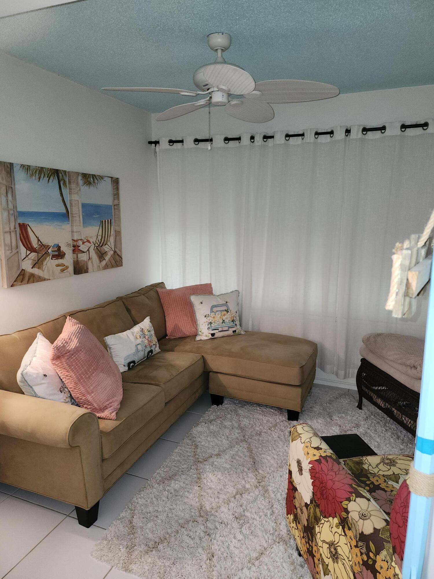 PINE POINT VILLAS CONDO - Residential Lease