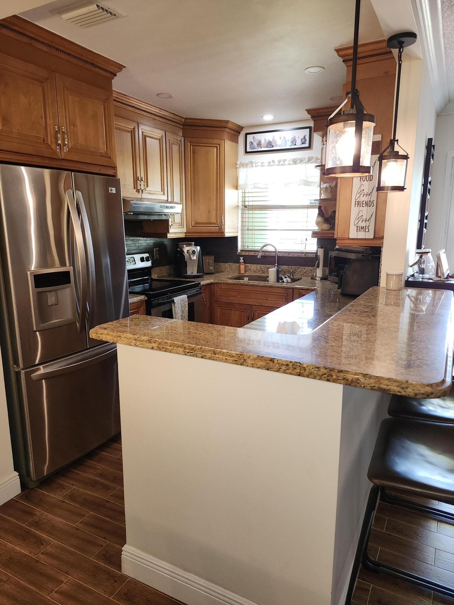 PINE POINT VILLAS CONDO - Residential Lease