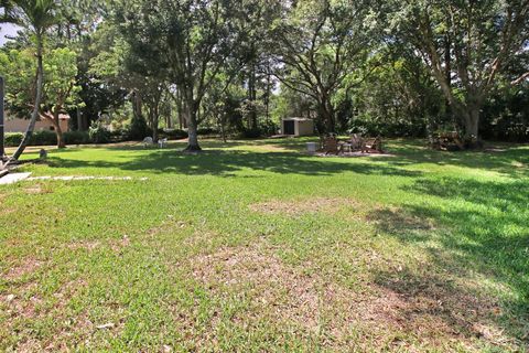 A home in Loxahatchee