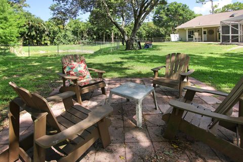 A home in Loxahatchee