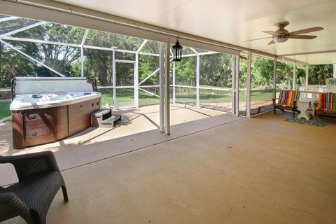 A home in Loxahatchee