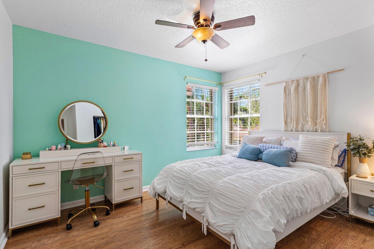 MONTEREY POINTE 3 - Residential Lease
