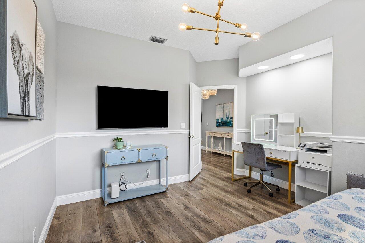 MONTEREY POINTE 3 - Residential Lease