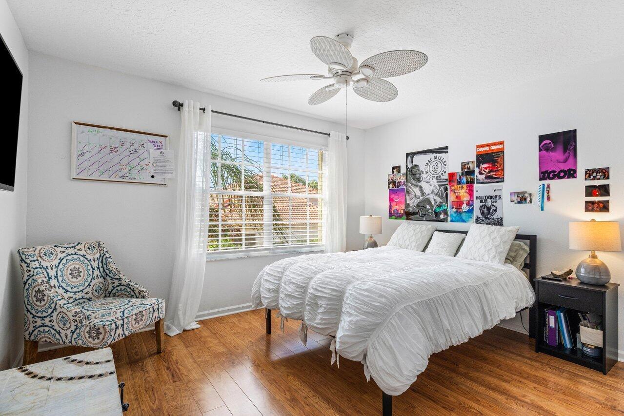 MONTEREY POINTE 3 - Residential Lease