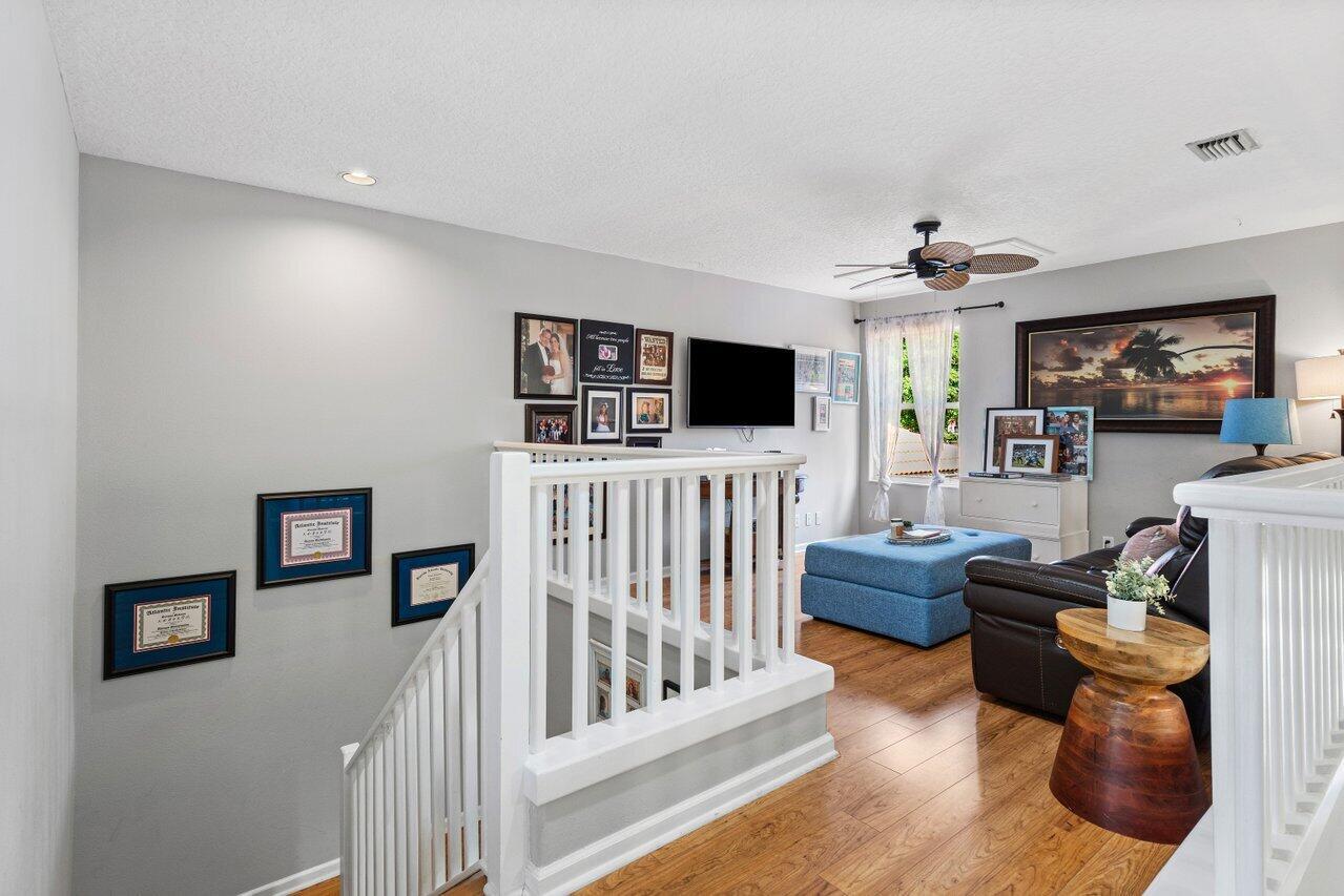 MONTEREY POINTE 3 - Residential Lease
