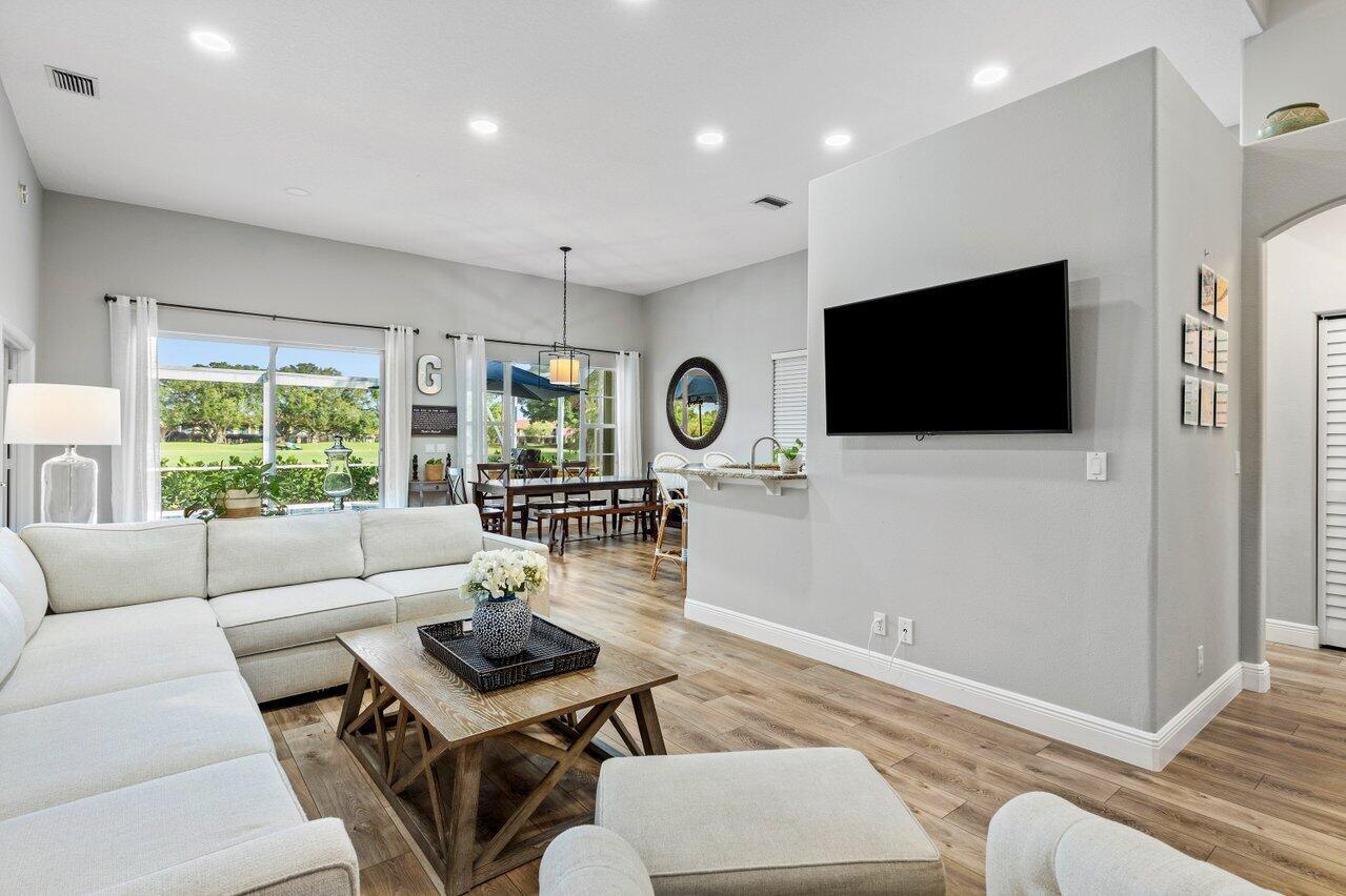 MONTEREY POINTE 3 - Residential Lease