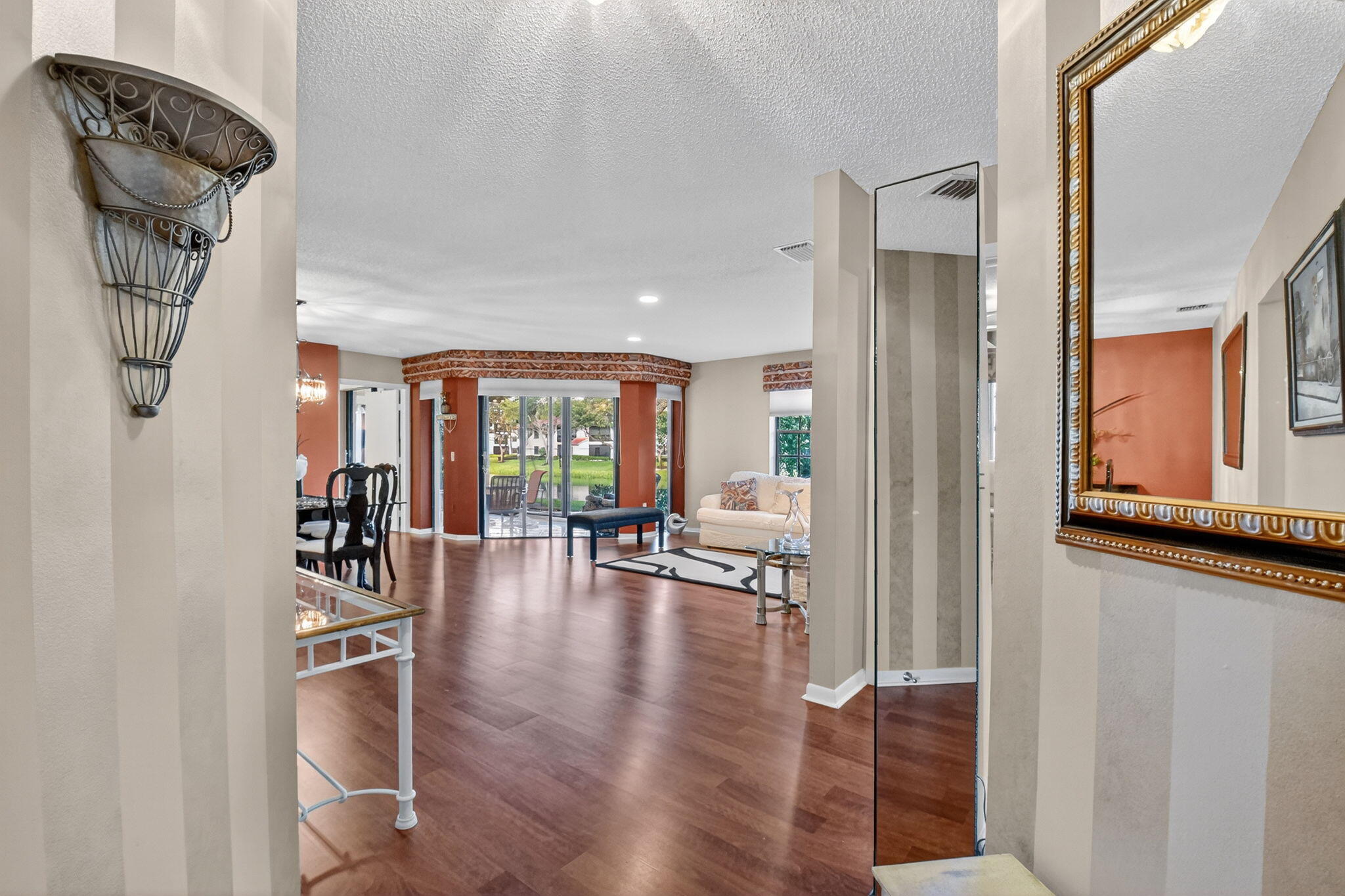 ILLUSTRE VILLAGE CONDO - Residential