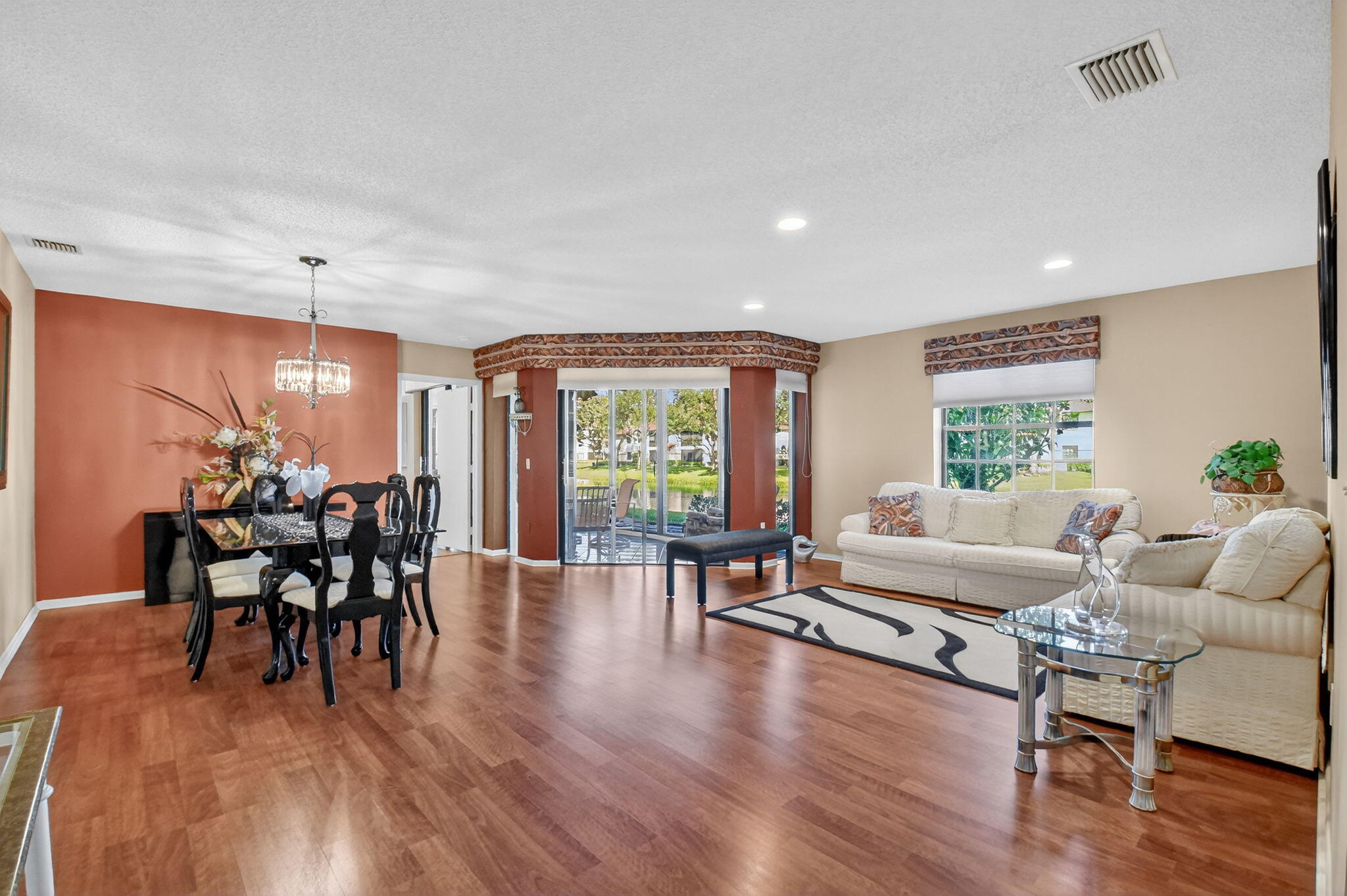 ILLUSTRE VILLAGE CONDO - Residential