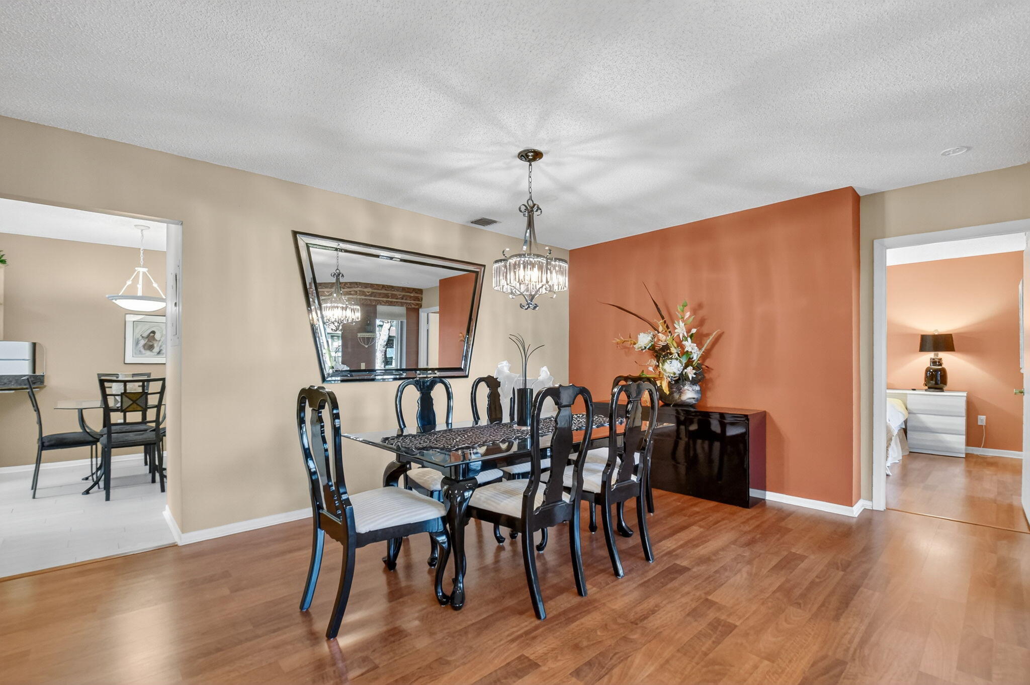 ILLUSTRE VILLAGE CONDO - Residential