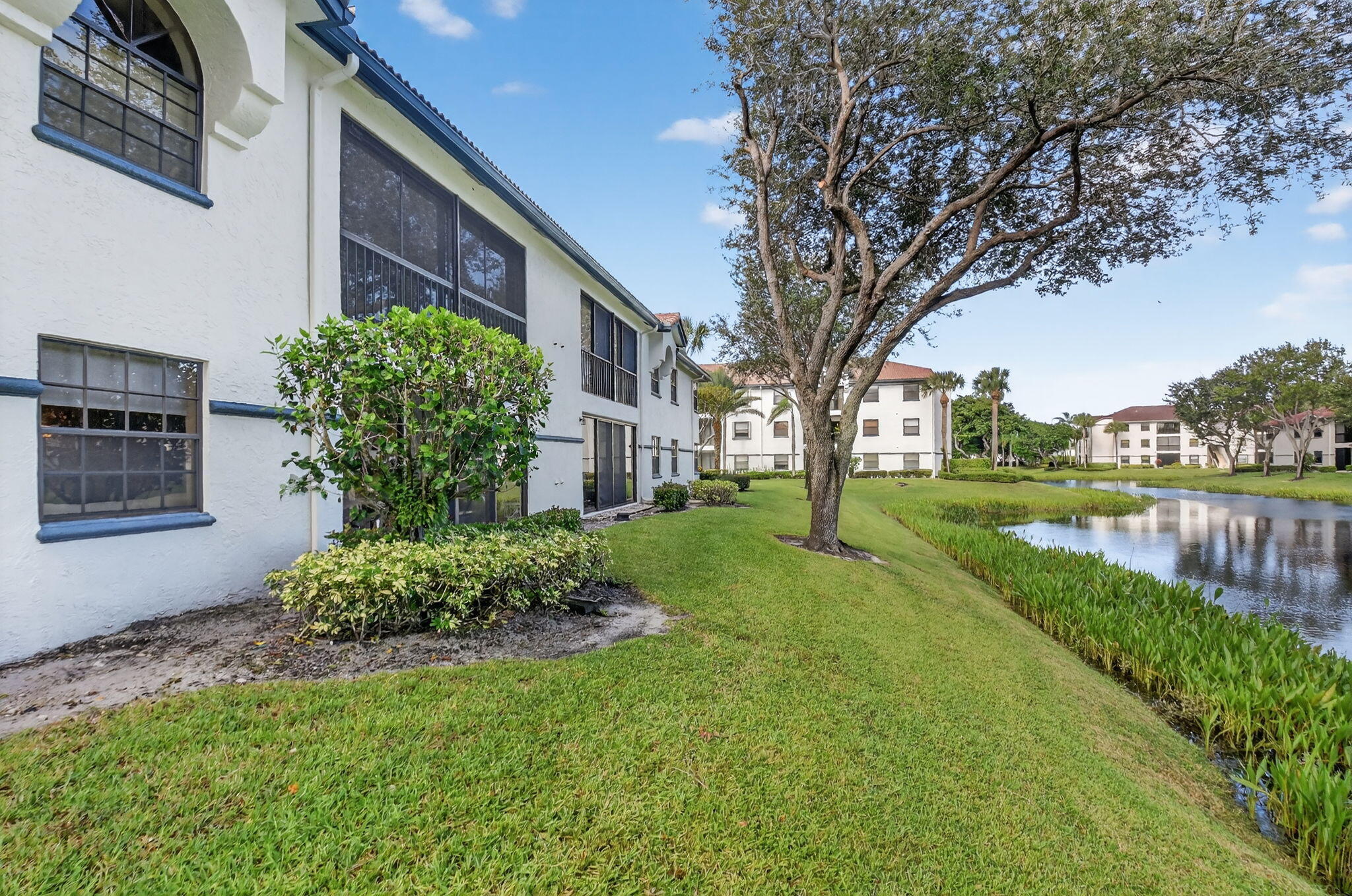 ILLUSTRE VILLAGE CONDO - Residential