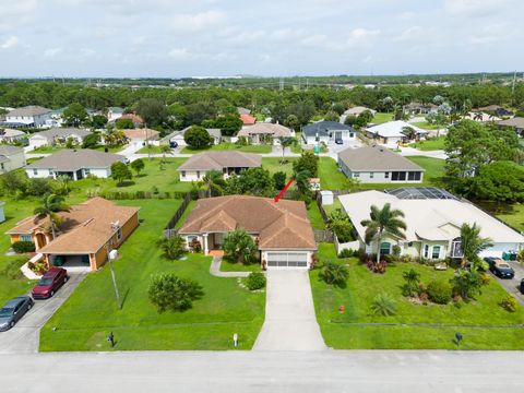 A home in Port St Lucie