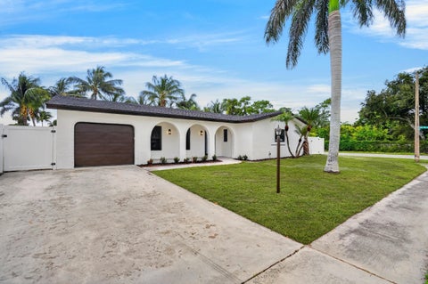 Tiny photo for 1798 SW 10TH Street, Boca Raton, FL 33486 (MLS # B26089411)