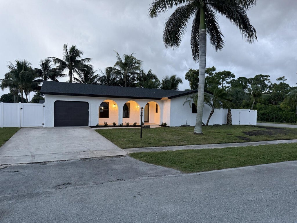 Photo of 1798 SW 10TH Street, Boca Raton, FL 33486 (MLS # B26089411)