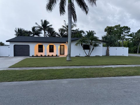 Photo of 1798 SW 10TH Street, Boca Raton, FL 33486 (MLS # B26089411)