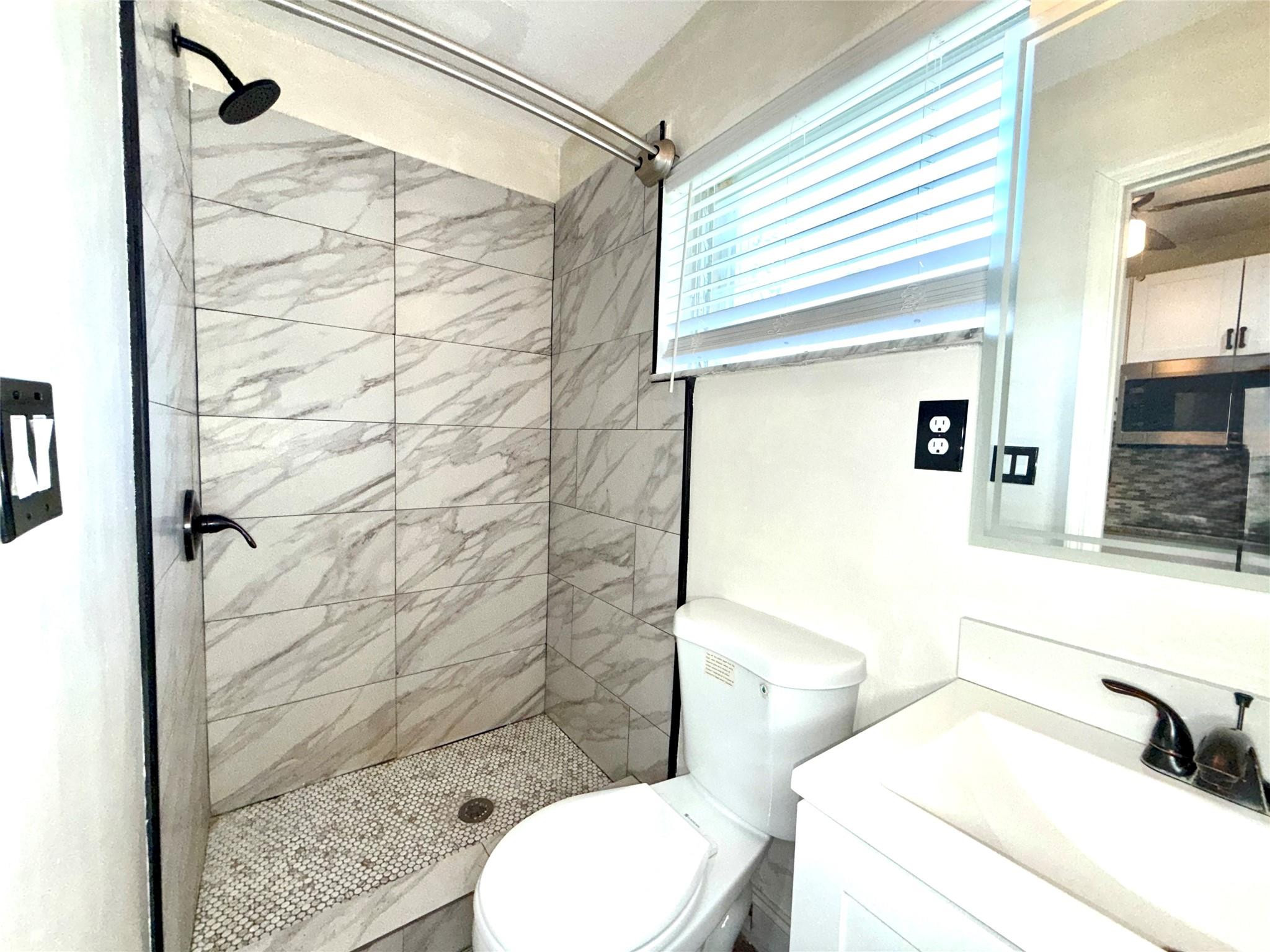 LAUDERDALE LAKES NORTH GATE - Residential Lease