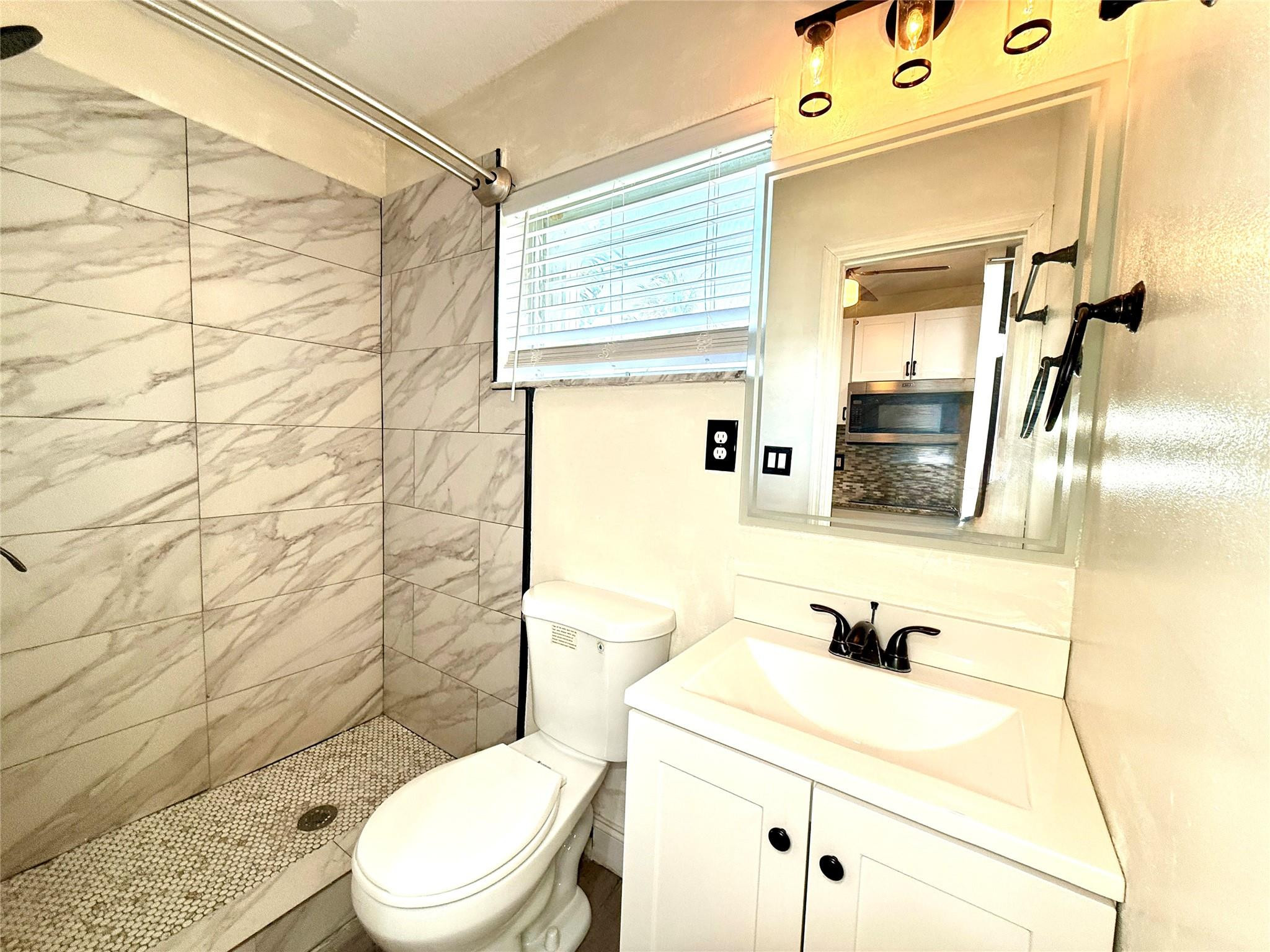 LAUDERDALE LAKES NORTH GATE - Residential Lease
