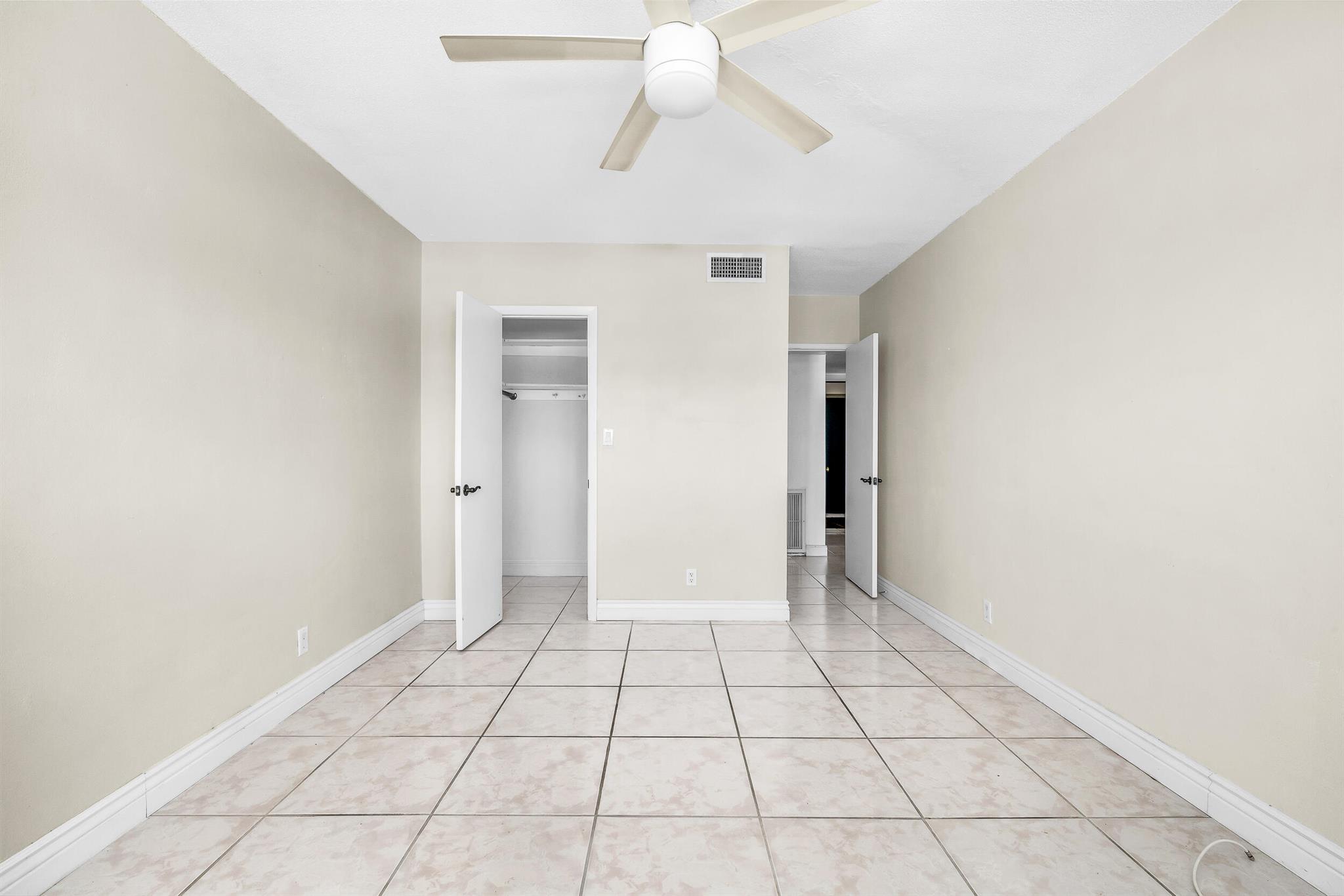 EMBASSY CONDO APT - Residential