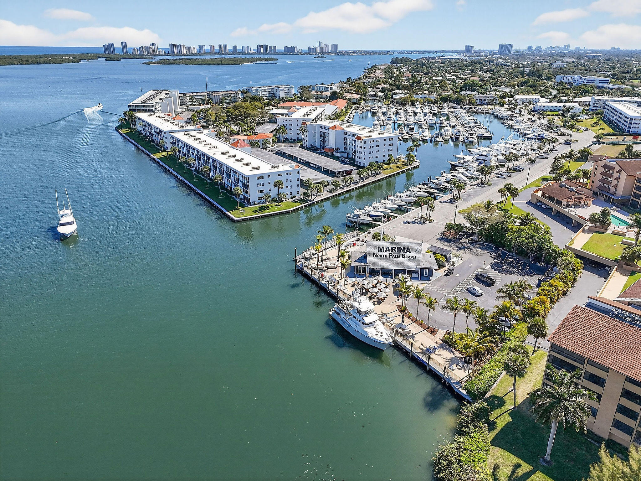 Marina Bay - Residential