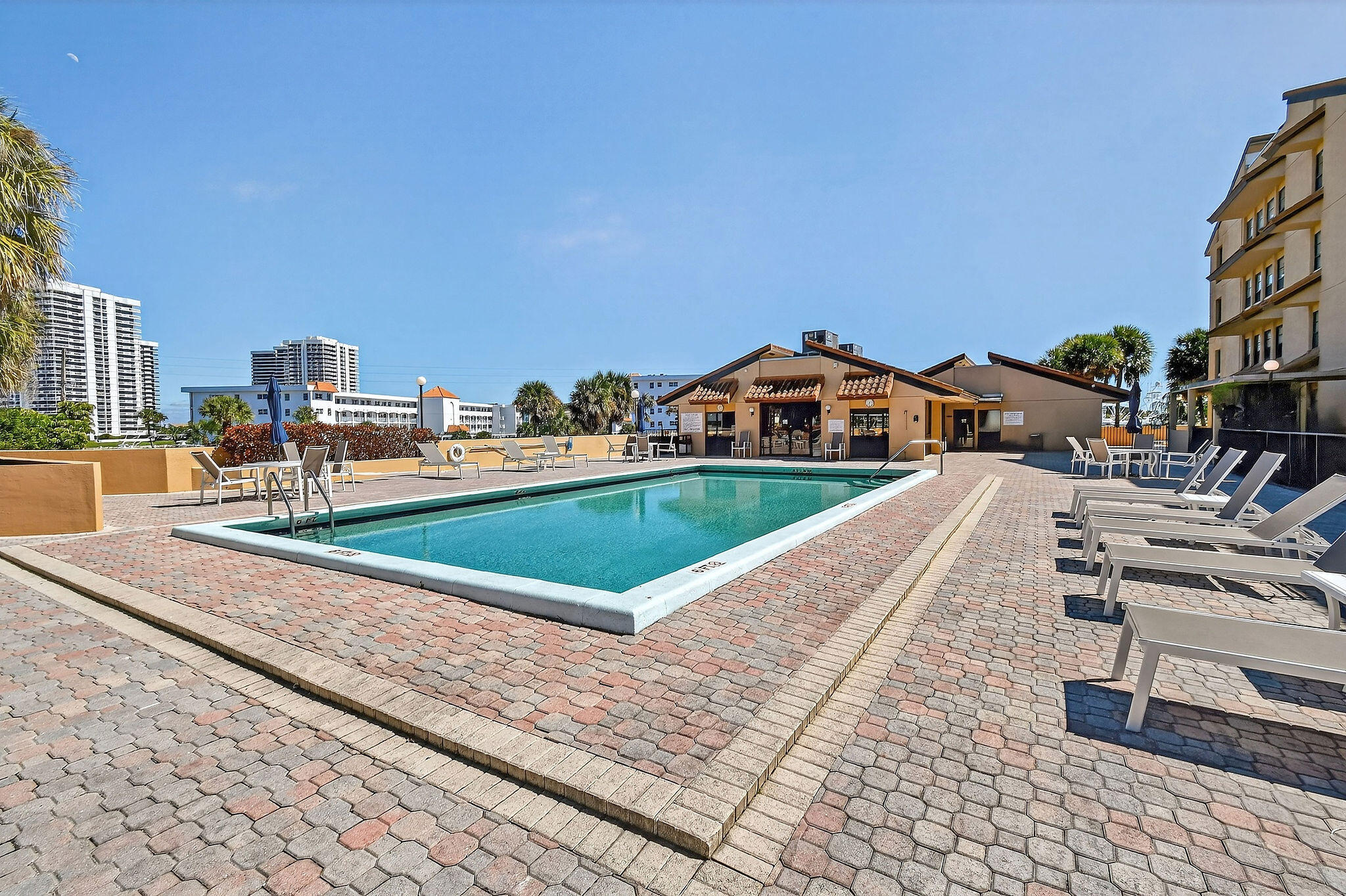 Marina Bay - Residential