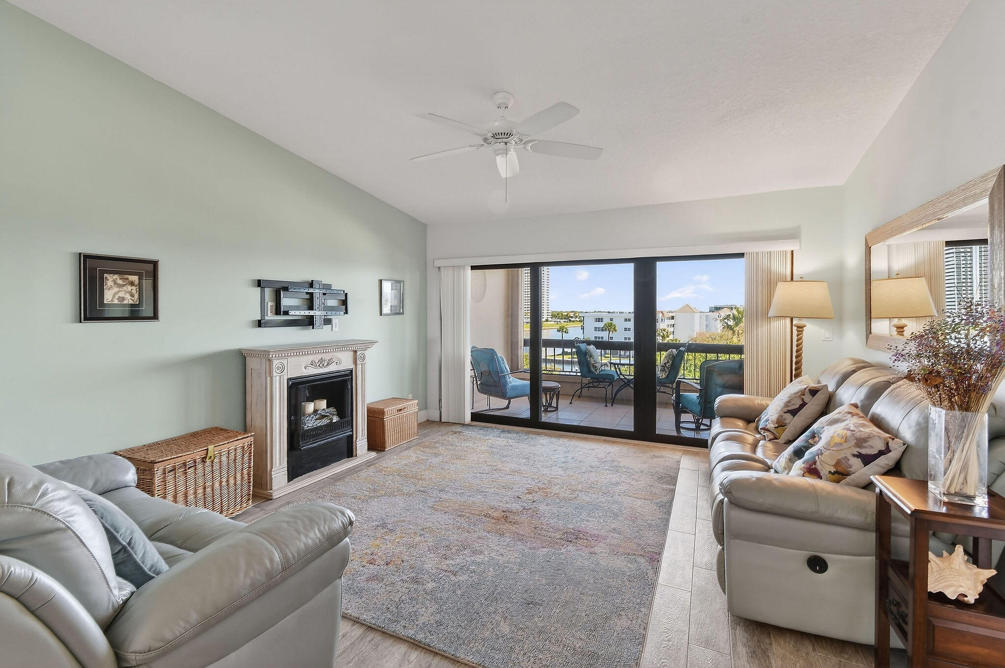 Marina Bay - Residential