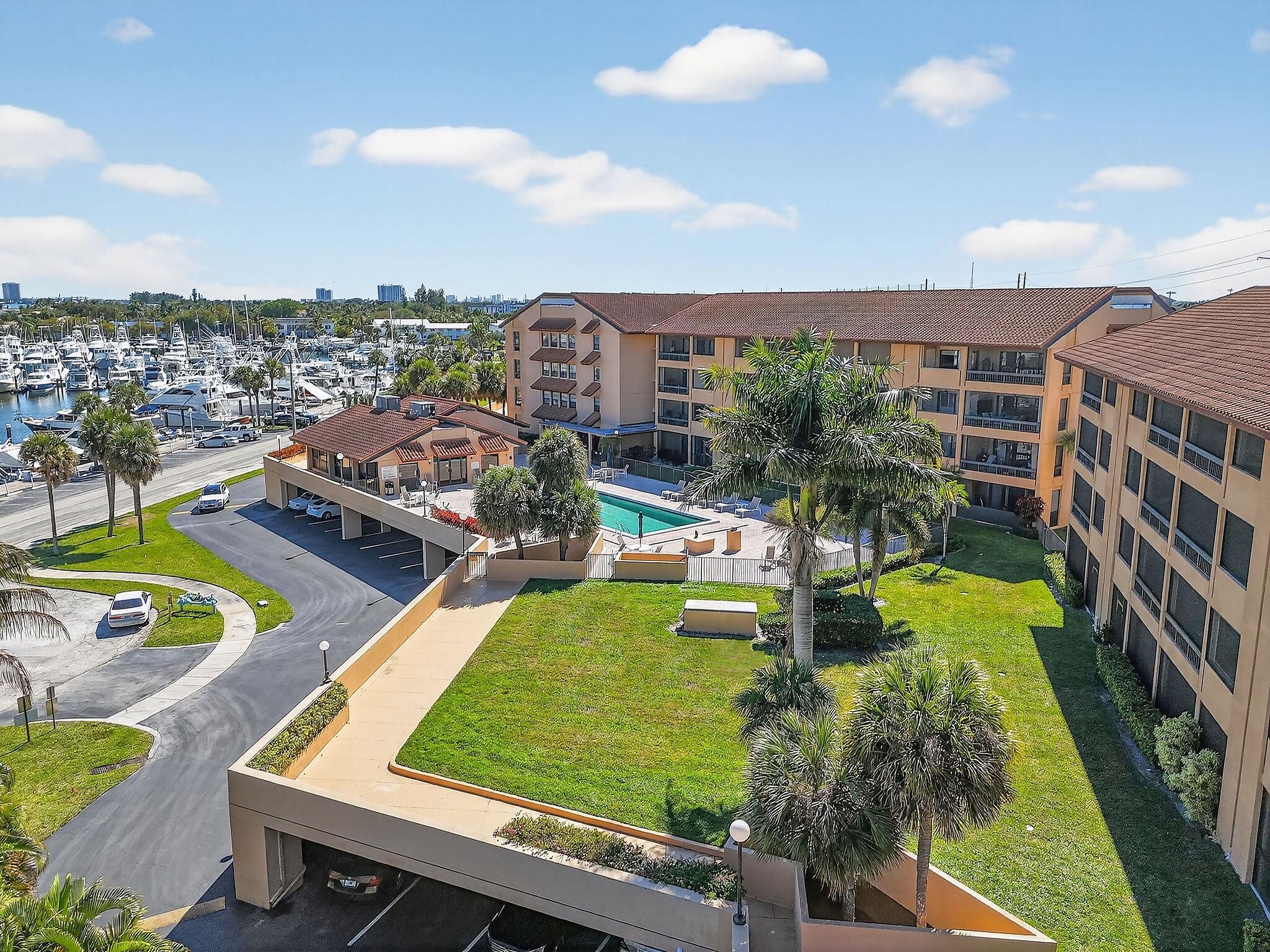 Marina Bay - Residential