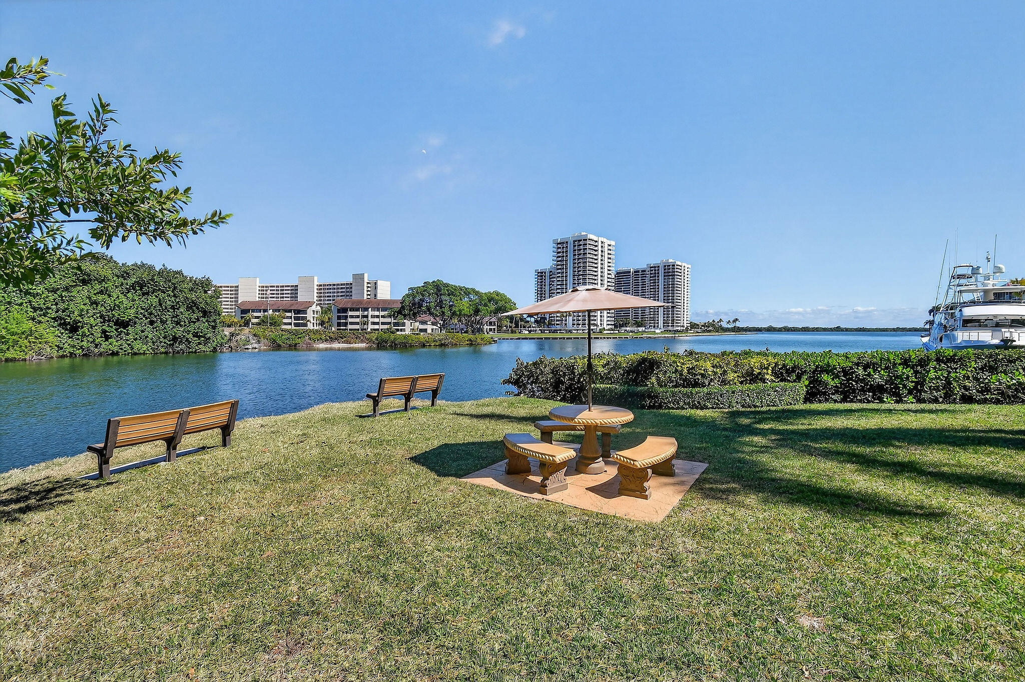 Marina Bay - Residential