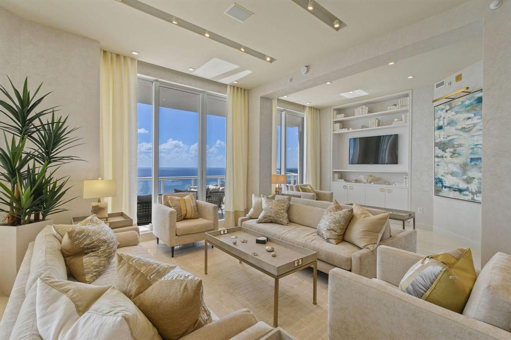 2700 NORTH OCEAN CONDO - Residential