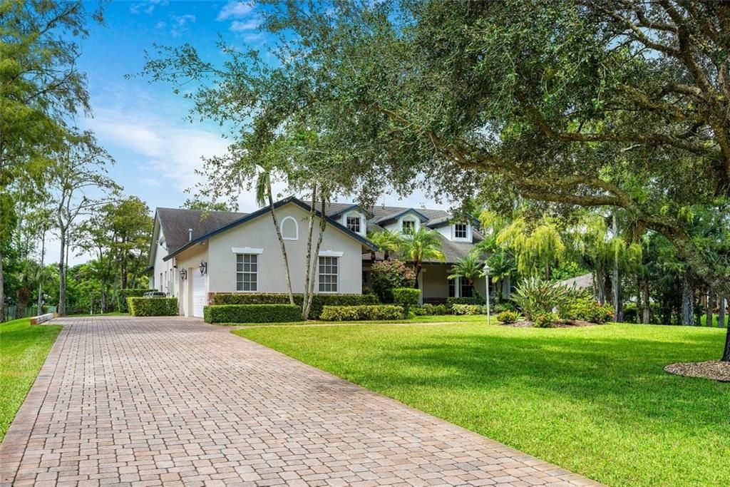 Photo of 5919 NW 74TH TER, Parkland, FL 33067 (MLS # F10302358)