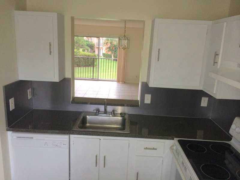 LAKESHORE AT UNIVERSITY - Residential Lease