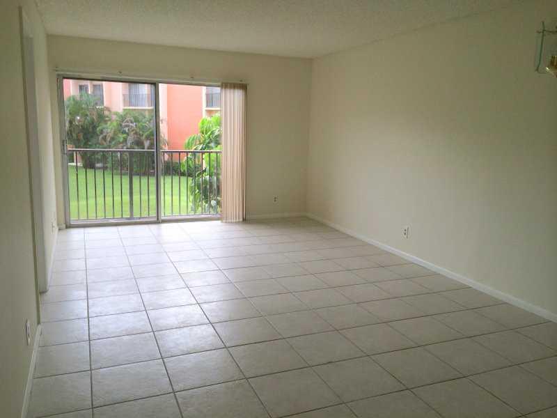 LAKESHORE AT UNIVERSITY - Residential Lease