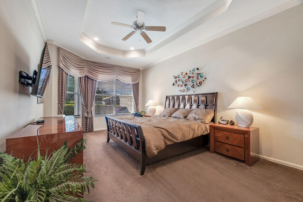 Valencia Shores - Residential