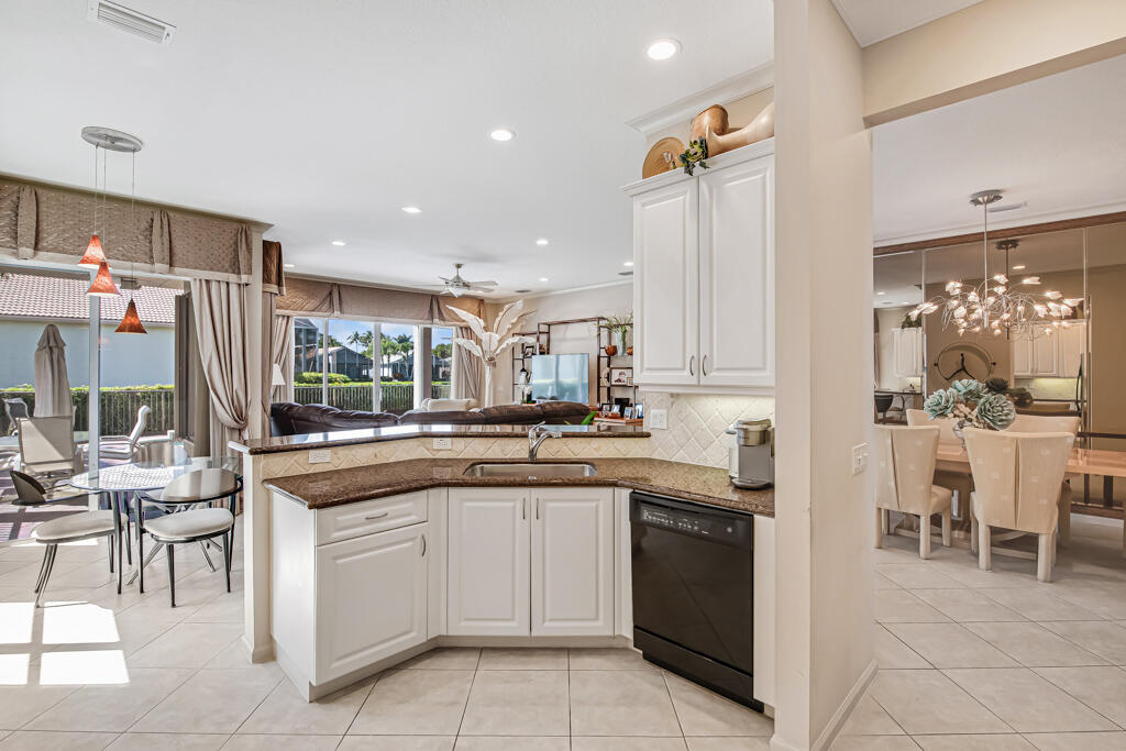 Valencia Shores - Residential