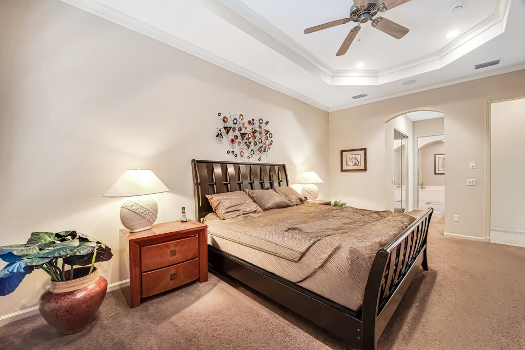 Valencia Shores - Residential