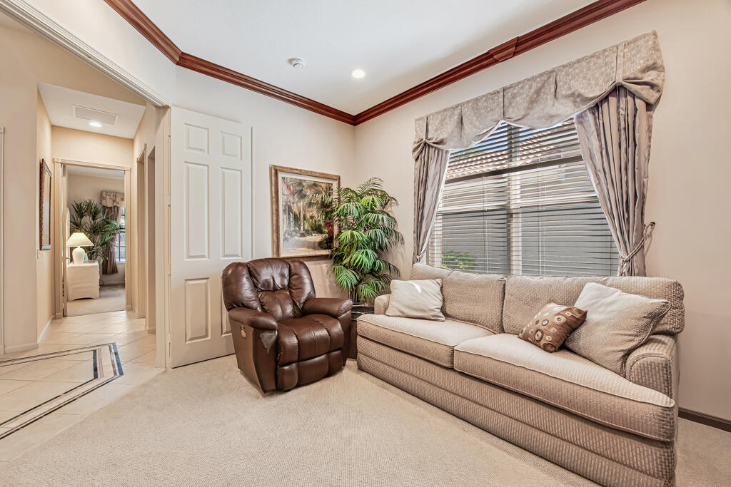 Valencia Shores - Residential