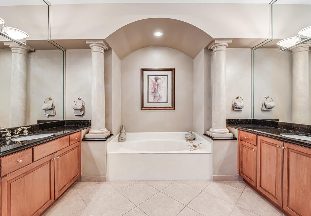 Valencia Shores - Residential