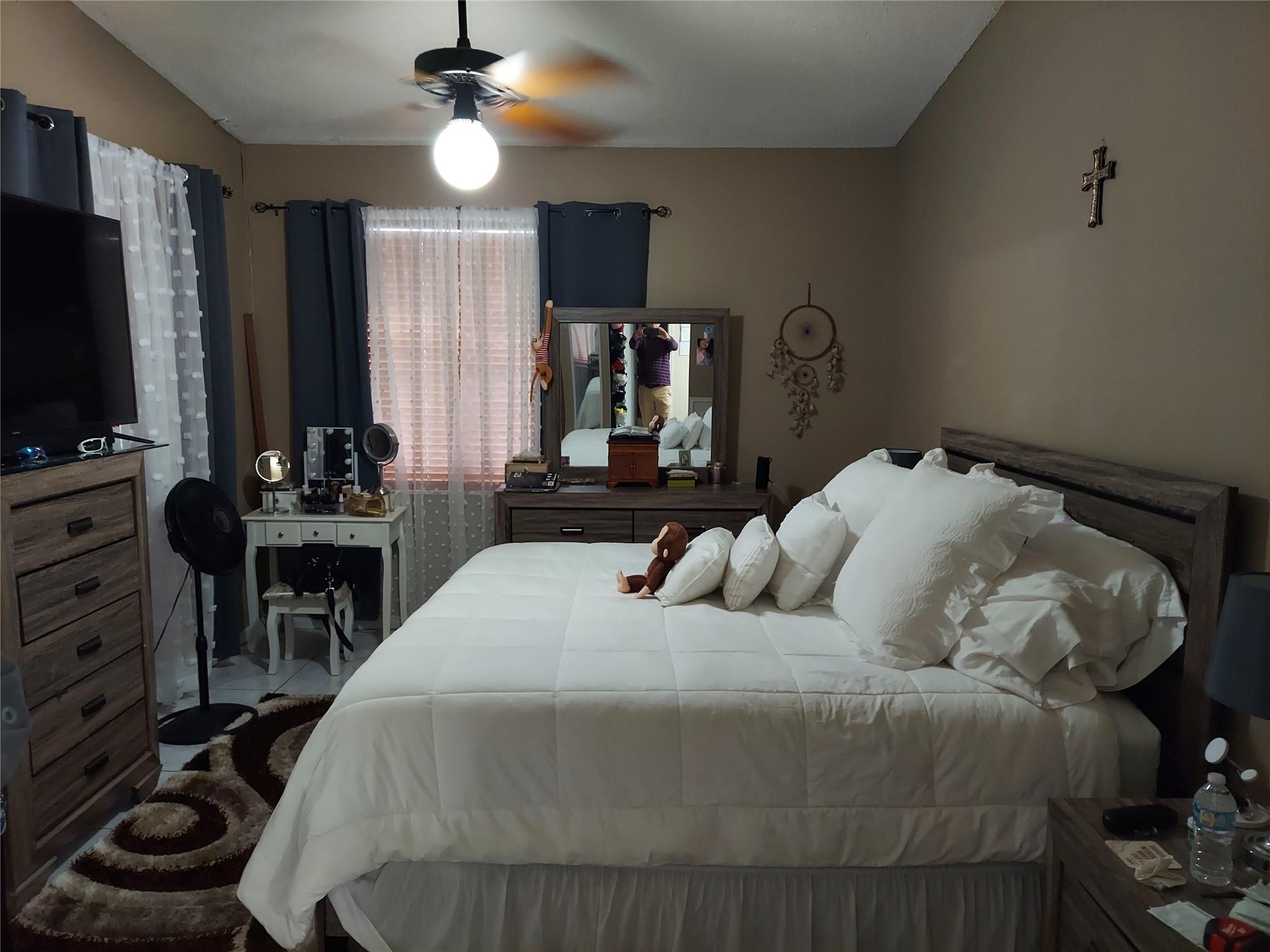 LAKES OF NEWPORT I CONDO - Residential