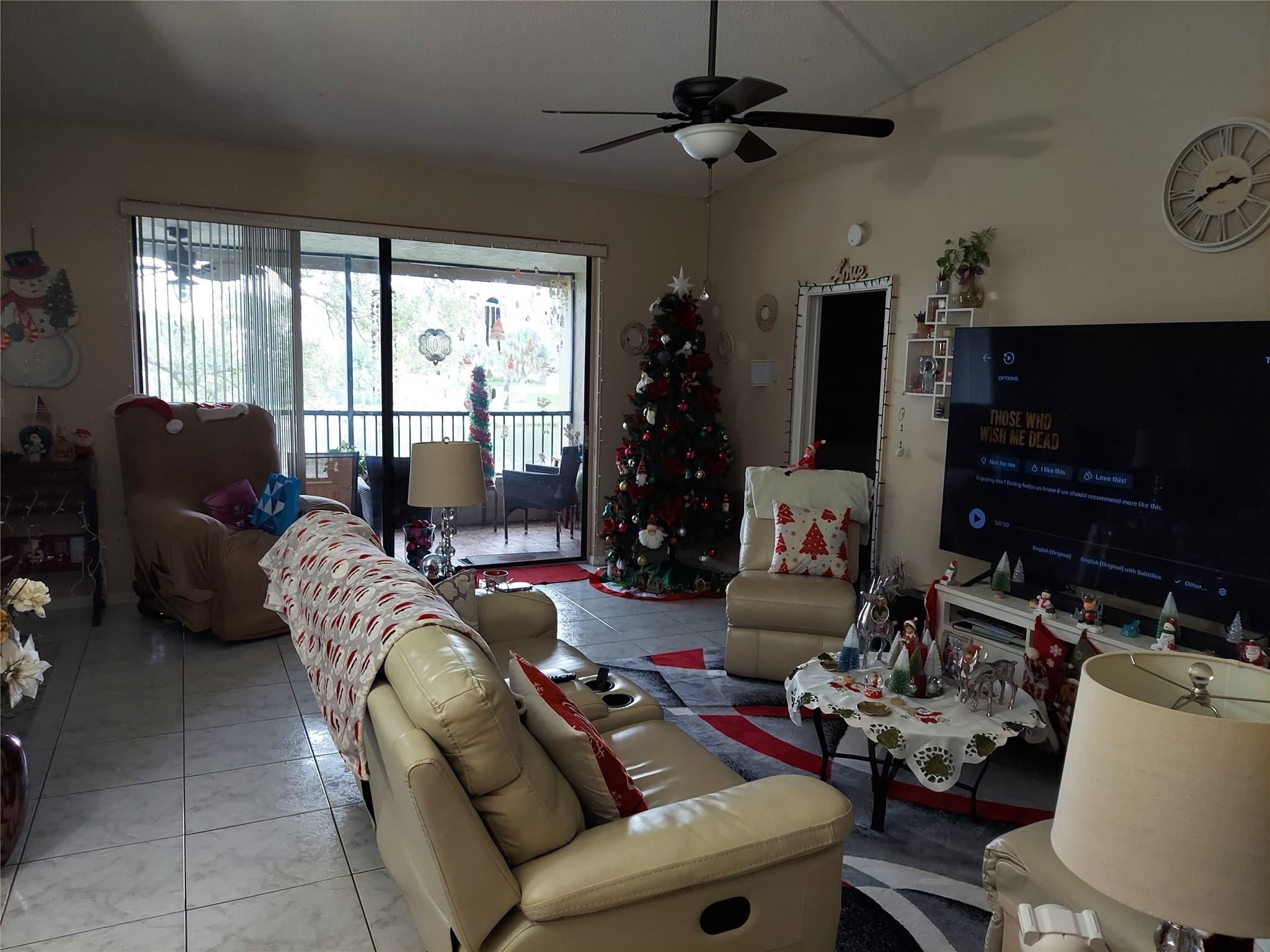 LAKES OF NEWPORT I CONDO - Residential