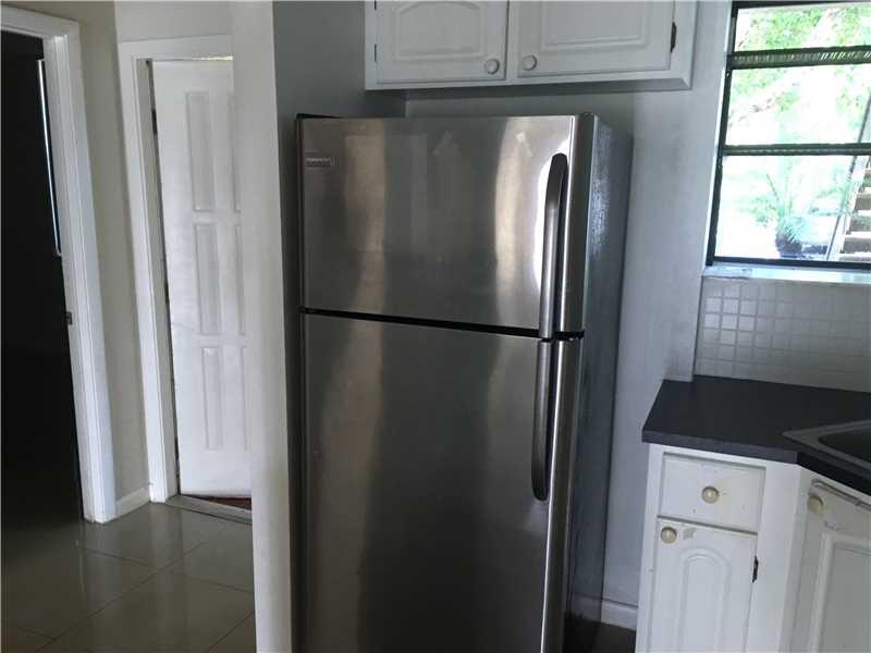 Villas At Meadow Lakes - Residential Lease