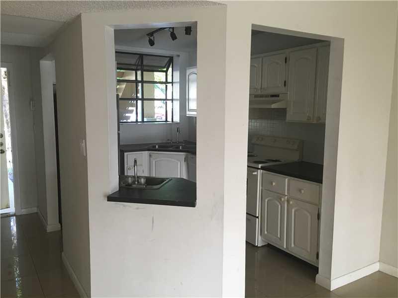 Villas At Meadow Lakes - Residential Lease